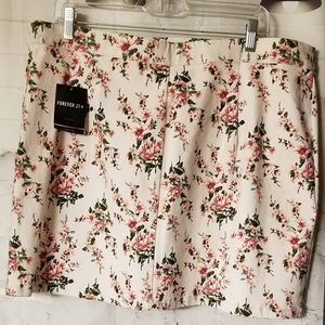 Forever21 plus size pink floral skirt